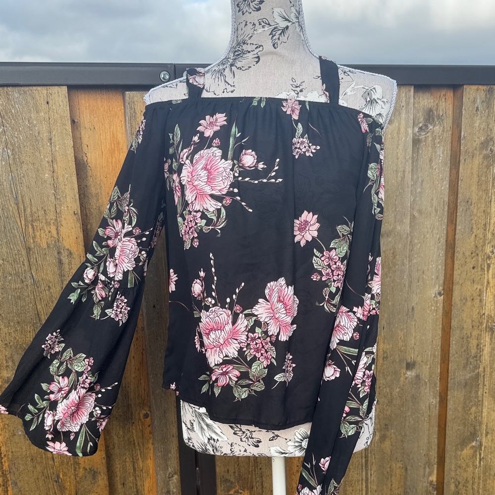 Derek Heart Black Floral Blouse
